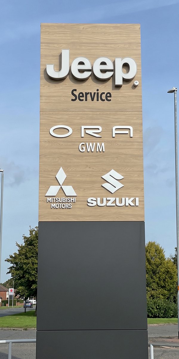 TOTEM SIGNAGE (9)
